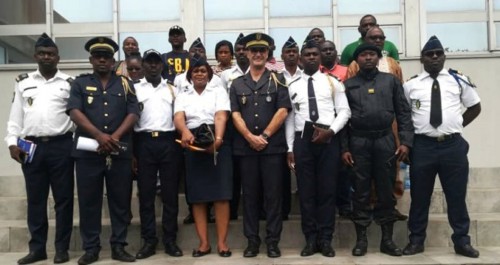 L’ambassade de France près le Gabon organise des formations de proximité au profit de la police gabonaise