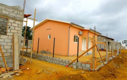 L’Etat retire la construction des logements de Bikele aux entreprises