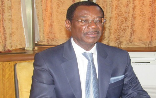 Selon Séraphin Ndaot Rembogo, « la révision constitutionnelle garde la forme républicaine de l’Etat »