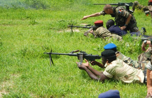 Un détachement de l’armée française au Gabon forme des soldats camerounais à Ngaoundéré