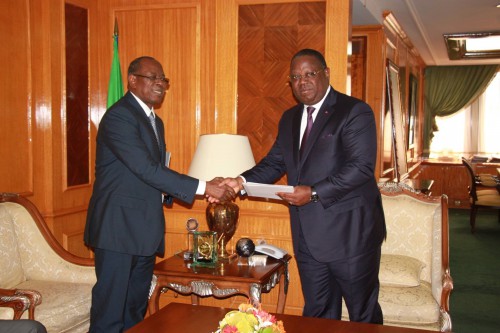 Issoze Ngondet reçoit le ministre des Transports congolais