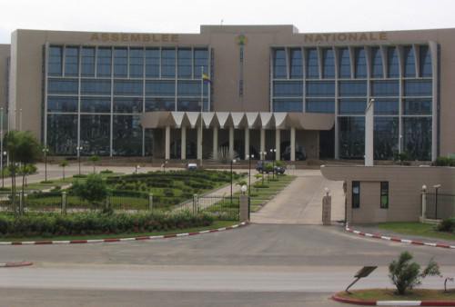 Le Parlement gabonais se donne jusqu’au 29 décembre pour adopter les actes du dialogue politique