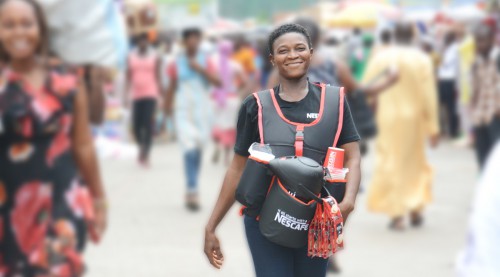 Nestlé offre des opportunités économiques aux jeunes en Afrique centrale et de l’Ouest