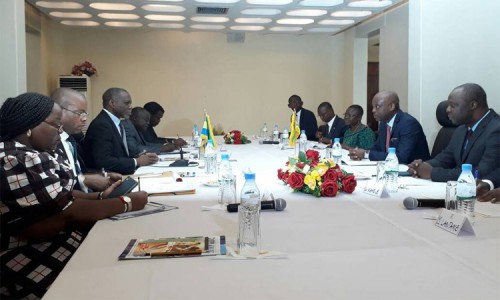 Le Gabon et le Togo vont réviser l’accord sur la libre circulation des personnes et des biens