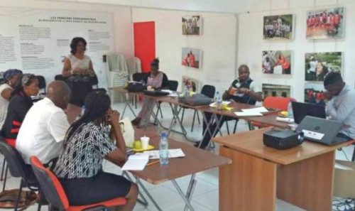 La France soutient le programme de formation des agents formateurs de santé communautaire au Gabon