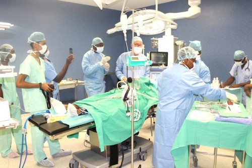 Le Gabon s’enrichit de quatre nouveaux médecins spécialistes