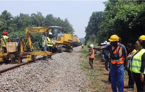 Le gouvernement et la Setrag vont injecter 207 milliards de Fcfa pour réhabiliter le chemin de fer