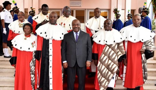 Pour cause de grève des magistrats en 2017, la justice gabonaise va programmer des audiences exceptionnelles pour vider les affaires