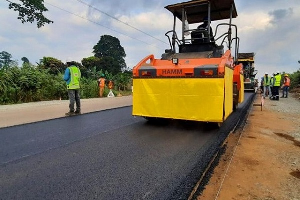 aeroport-de-libreville-la-mise-en-service-de-la-nouvelle-voie-de-contournement-repoussee-a-janvier-2024