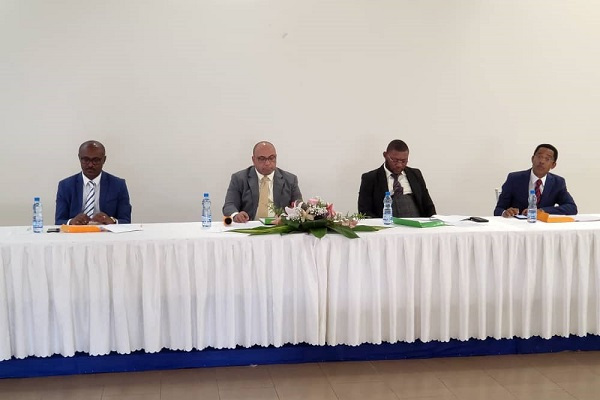 La commune d’Akanda adopte un projet de budget 2023 en hausse de 127 %, l’opposition conteste