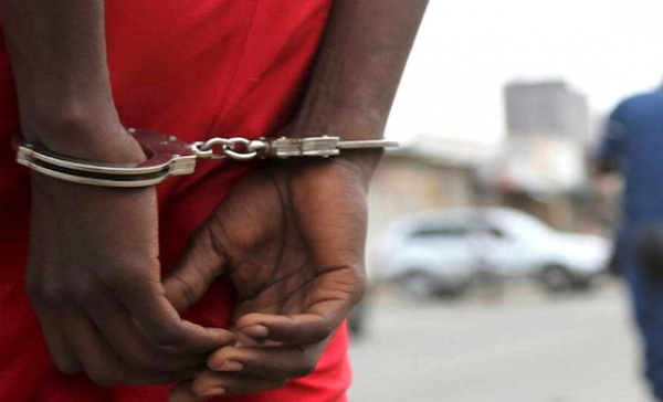 Des ressortissants camerounais arrêtés au Gabon pour arnaque en bande organisée