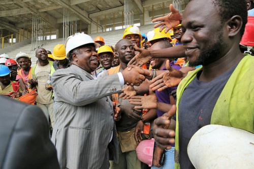 Ali Bongo Ondimba effectue une nouvelle visite de terrain