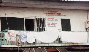 L’Etat ferme 31 structures sanitaires