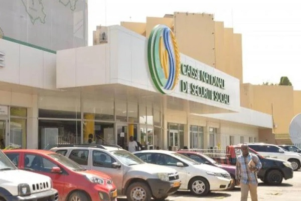 Convention en vue entre la Caisse de la sécurité sociale et le Centre hospitalier universitaire de Libreville