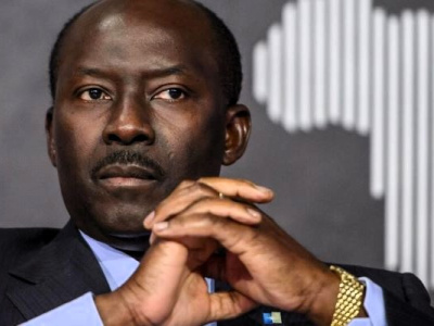 gabon-henri-claude-oyima-met-en-garde-contre-la-proliferation-des-taxes-parafiscales-illegales
