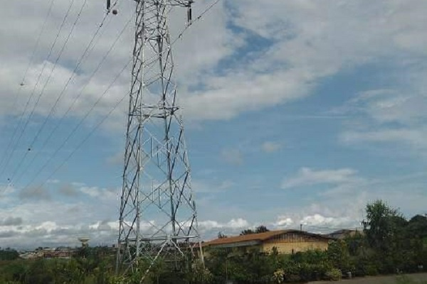 La Banque mondiale finance à hauteur de 5,7 milliards FCFA l’électrification de 33 villages dans le Ntem