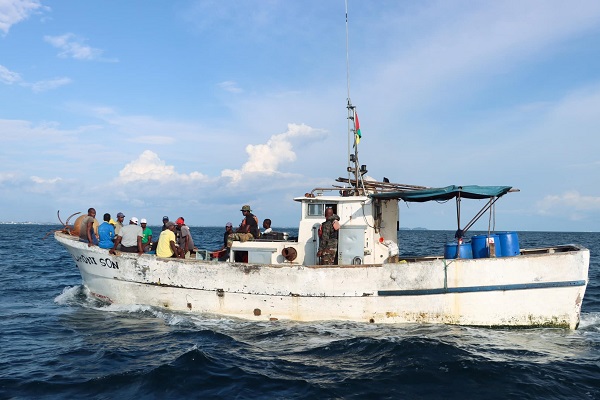 Le Gabon intercepte un bateau sao-toméen au large de Port-Gentil pour « pêche illégale »