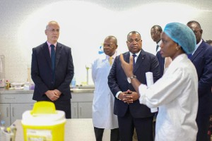 Le gouvernement gabonais préoccupé par les conditions de travail des personnels de santé 