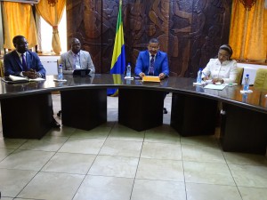 Le gouvernement explique les réformes de la Fonction publique aux administrations  