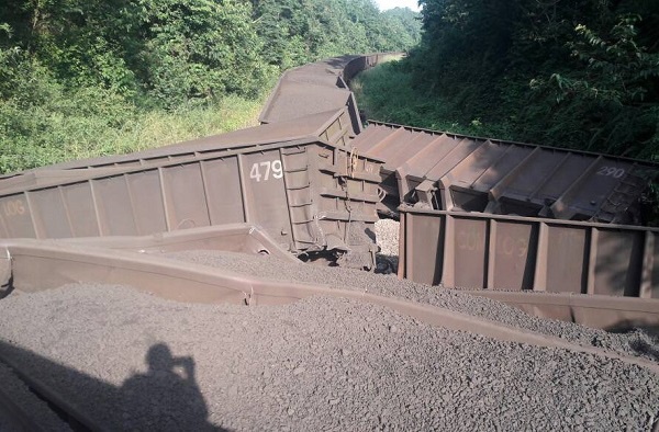 Déraillement d’un train de la Compagnie minière de l’Ogooué lourdement chargé de manganèse