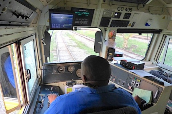 Le déraillement d'un train minéralier de la Setrag perturbe le trafic sur le Transgabonais - Le Nouveau Gabon