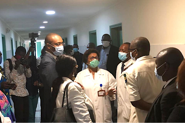 Un nouveau service d&#039;infectiologie Covid-19 ouvert au Centre hospitalier universitaire de Libreville