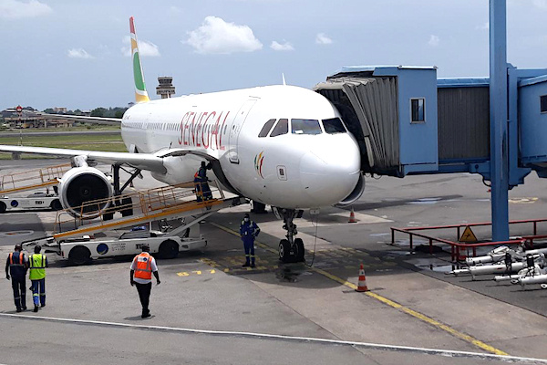 Le Gabon accueille le premier vol d’Air Sénégal