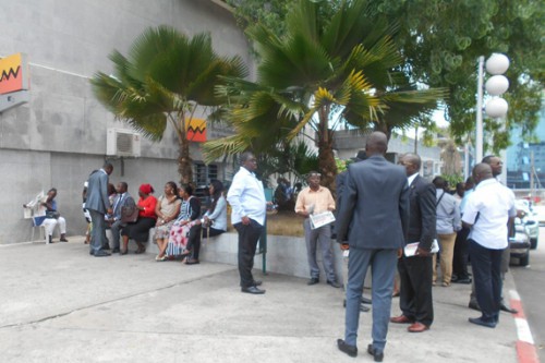 Le ministère du Travail trouve des solutions à une grève à l’Union gabonaise des banques