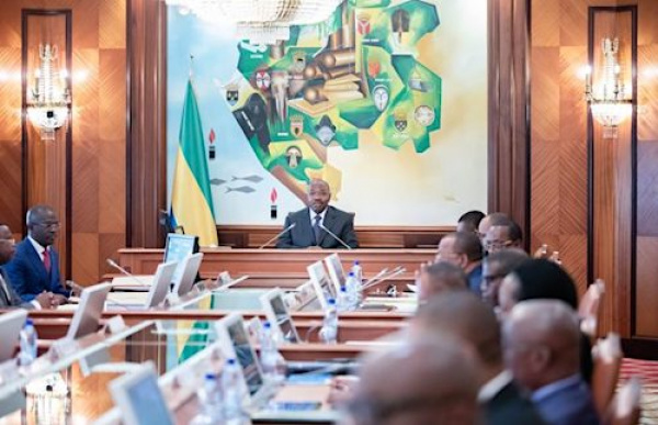 Le Gabon exige un visa de régularité avant la signature de tout contrat minier, forestier, d’hydrocarbure