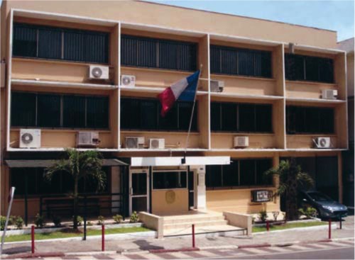 La représentation diplomatique française au Gabon suspend le notariat consulaire