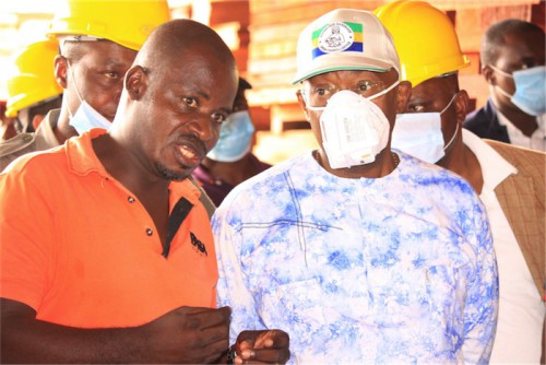 Pacôme Moubelet Boubeya en visite d’inspection des entreprises forestières de l’Ogooué-Ivindo
