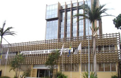 Le gouvernement gabonais engage la restructuration des banques publiques