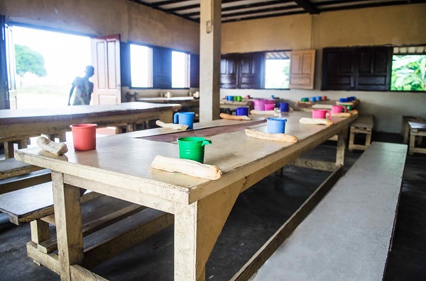 Éducation : le Gabon veut construire 18 internats pour les élèves des familles démunies