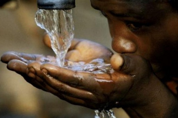 L’accès à l’eau et l’électricité au cœur d’un conseil de cabinet à Libreville