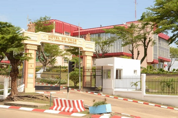 Taxe transport urbain : la mairie de Libreville arraisonne des véhicules en situation irrégulière