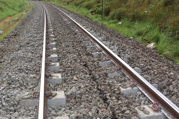 Transgabonais : les traverses en béton posées sur seulement 26% du chemin de fer à 2 ans de l’échéance