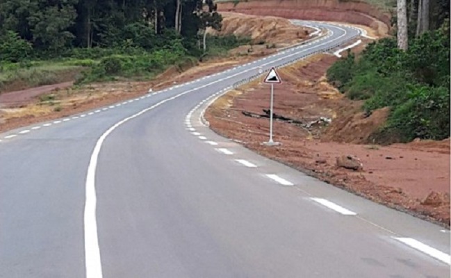 Le Premier ministre invite les forestiers à apporter leur contribution à l’aménagement des routes au Gabon