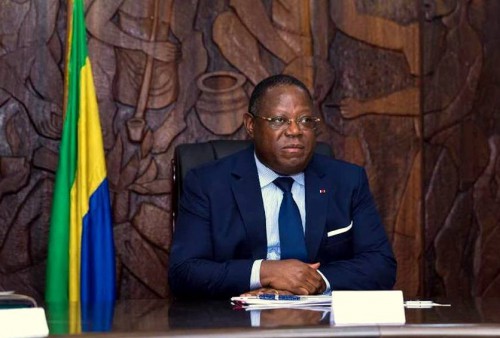 Emmanuel Issoze Ngondet présente les atouts économiques du Gabon à New Delhi