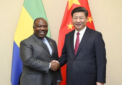 La Chine va aider le Gabon a réfectionner l’Assemblée nationale et construire une voie de contournement de l’aéroport de Libreville