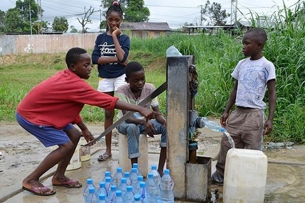 Le Gabon va investir plus de 300 milliards de FCFA d’ici 2023 pour améliorer l’accès à l’eau et l’électricité