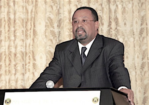 Gabon : le ministère de l’eau et de l’énergie déroule son bilan de 20 années de concession à Véolia 