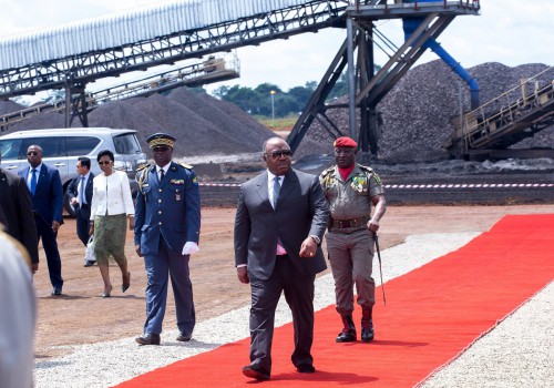 Ali Bongo annonce la révision du code pétrolier