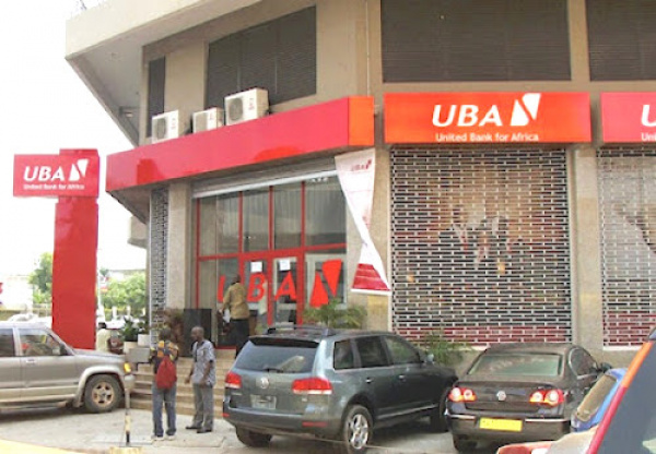 Dès septembre 2020, UBA Gabon baisse de 39% les prix de retrait de cash dans ses GAB pour en doper l’usage