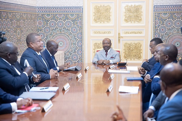 Patronat : Ali Bongo et Henri-Claude Oyima devisent sur les problèmes des entreprises gabonaises