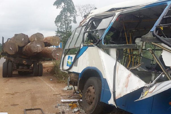 Les grumiers de nouveau interdits de circuler les week-ends et les jours fériés au Gabon