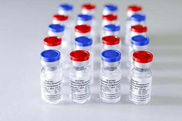 Covid-19 : le Gabon reçoit 10 000 doses du vaccin russe Spoutnik V