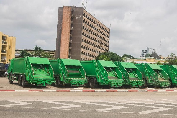 Grand Libreville : le gouvernement renforce la logistique de lutte contre l’insalubrité