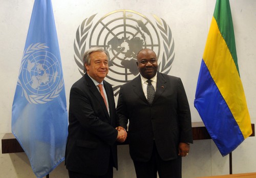Le président gabonais Ali Bongo Ondimba et le SG de l’ONU Antonio Guterres en tête-à-tête à New York