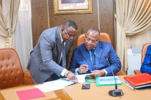Le Gabon poursuit la suppression des structures redondantes