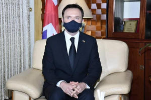 Le nouvel ambassadeur du Royaume-Uni au Gabon attend de présenter ses lettres de créance 